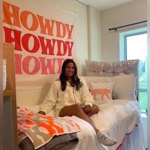 Pillow like headboard for twin bed.